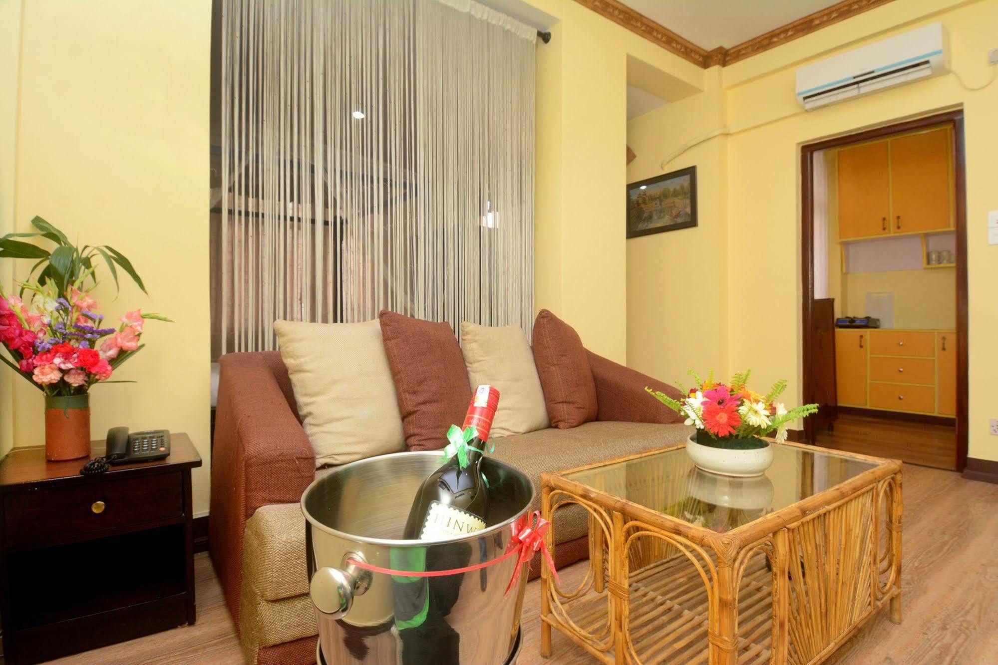 Dream Nepal Hotel y Apartamento Katmandú Exterior foto